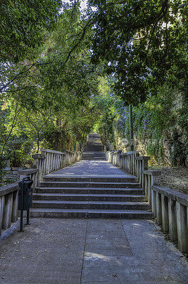 克罗地亚斯普利特市的Marjan Hill Stairs (HDRi)